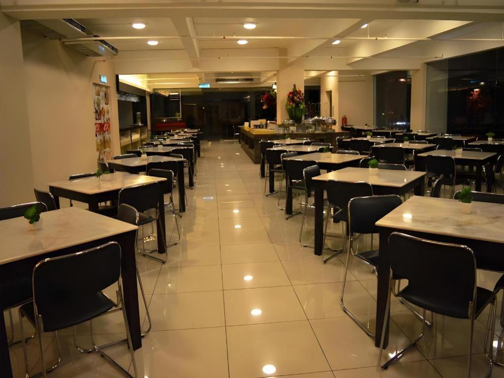 Goldsands Hotel Langkawi Pantai Cenang  Ngoại thất bức ảnh